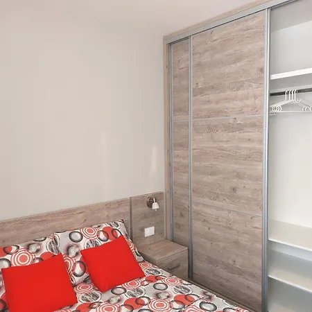 Apartament Sn *